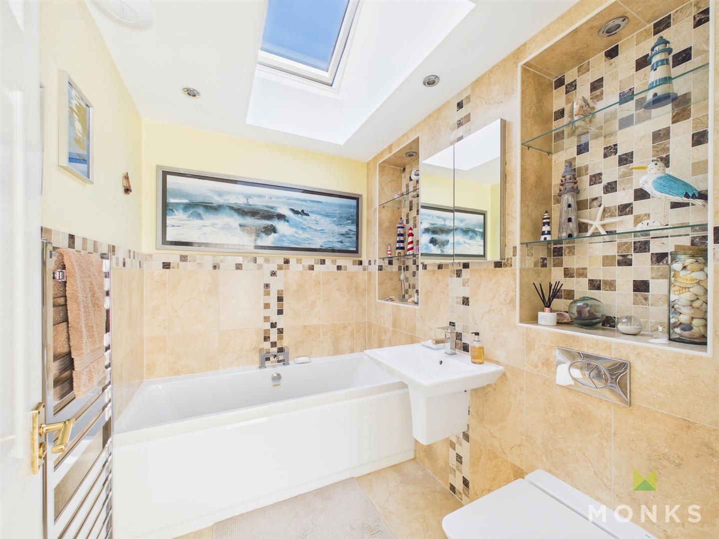 1 Firs Close, Oswestry, SY11 3LT For Sale